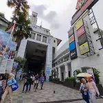 Best Location 1Br Without Living Room Apartment Braga City Walk By Travelio