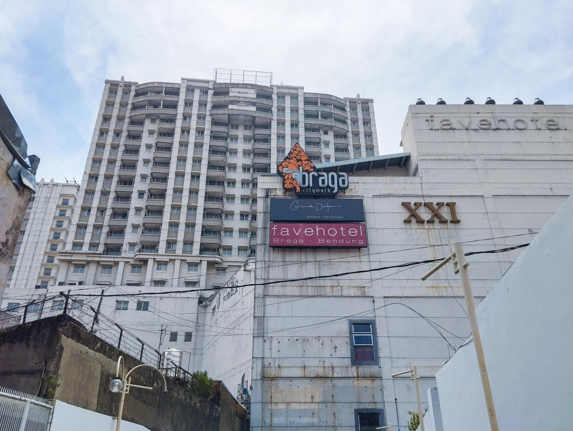 Apartemen Location 1br Without Living Braga Walk By Travelio Bandung