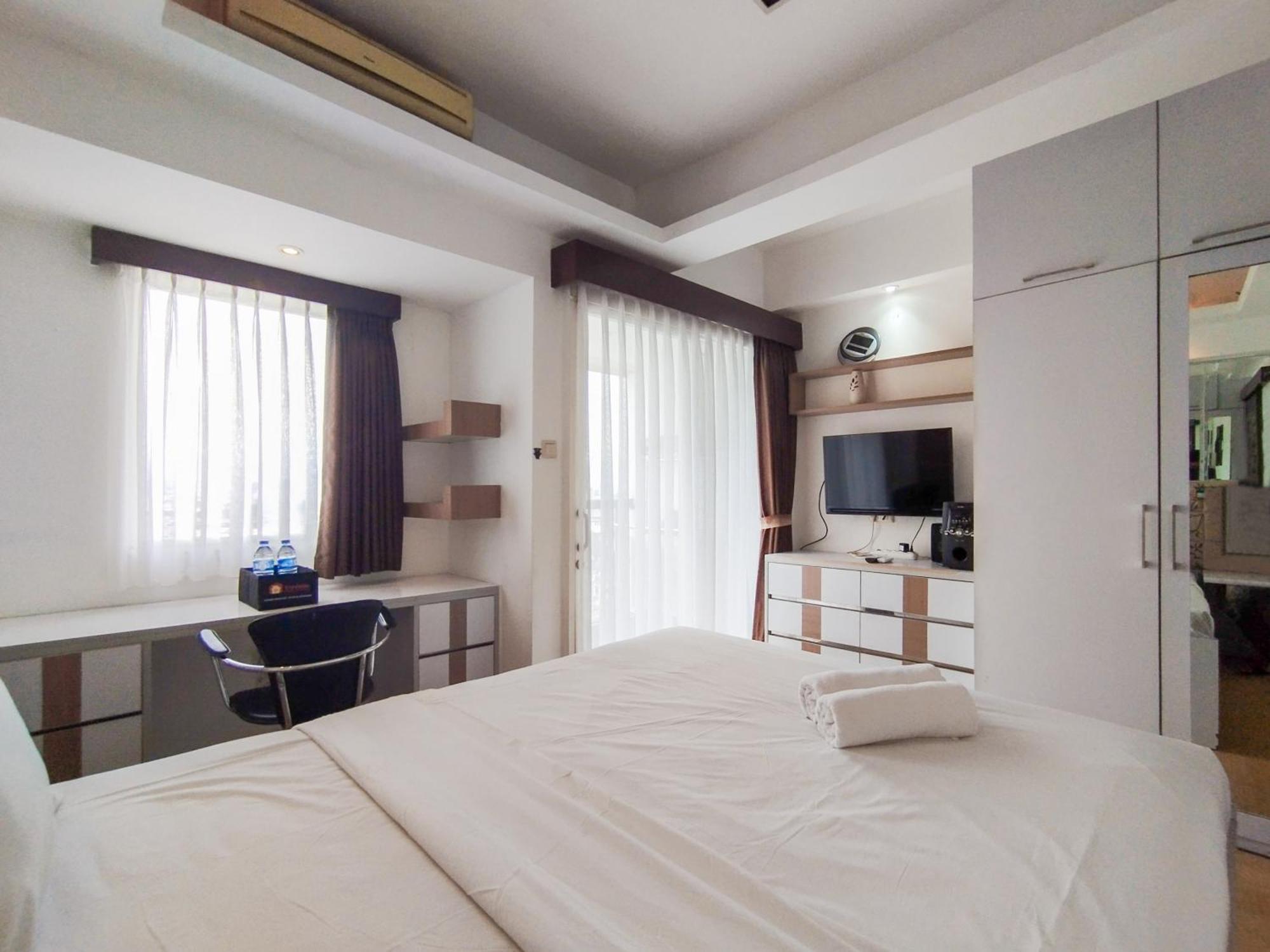 Location 1br Without Living Braga Walk By Travelio Bandung